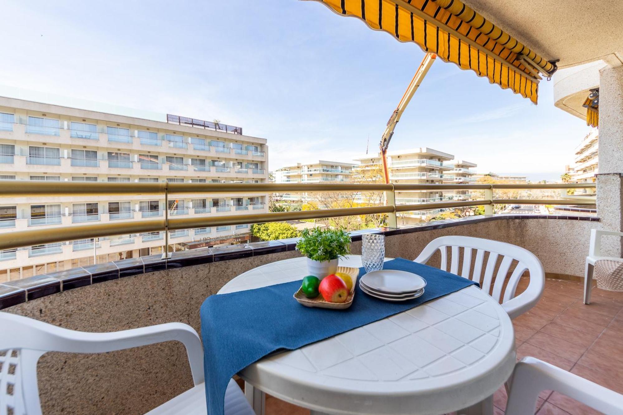 Apartamentos Cordoba Arysal Salou Exterior photo